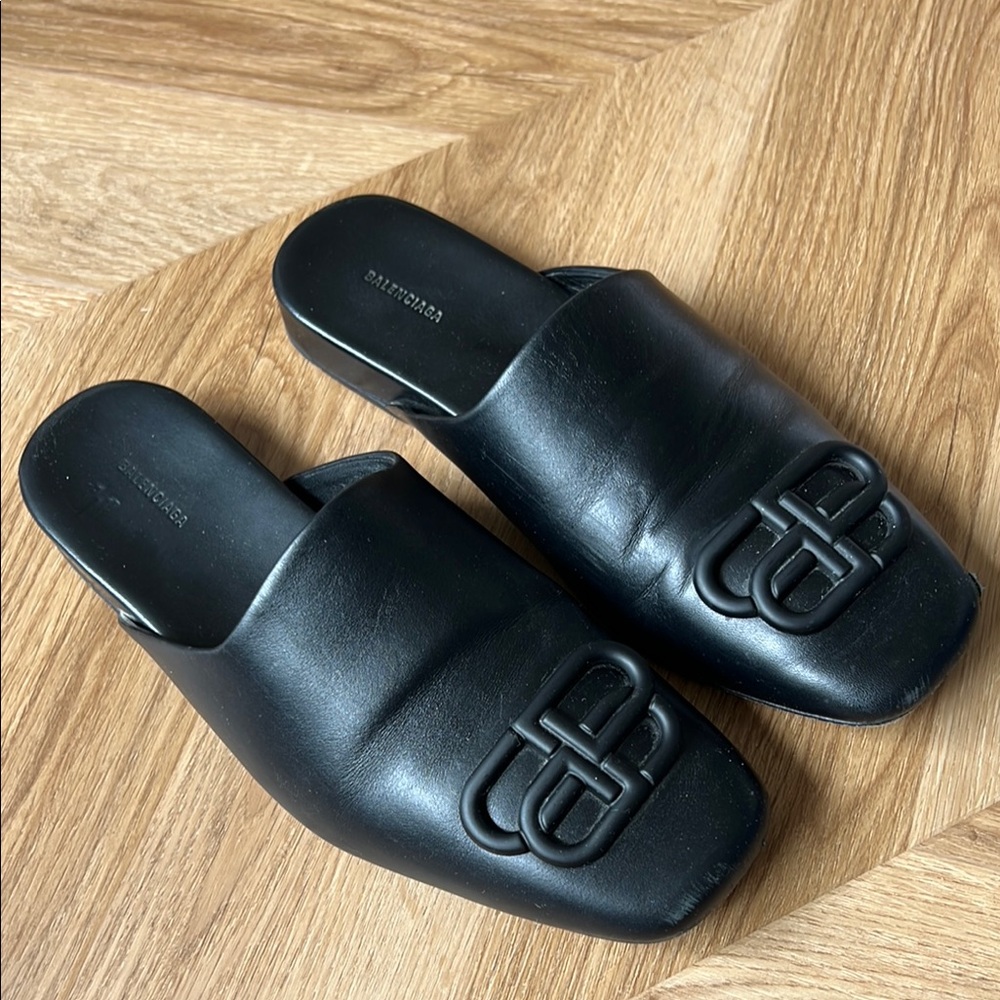 Balenciaga BB Cosy Black Leather Mules 36 - Picture 1 of 16